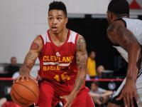 IM竞技体育平台-马刺险胜步行者，郭艾伦刷新纪录的简单介绍