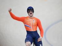 IM电竞官方入口-荷兰选手在自行车比赛中领先取胜