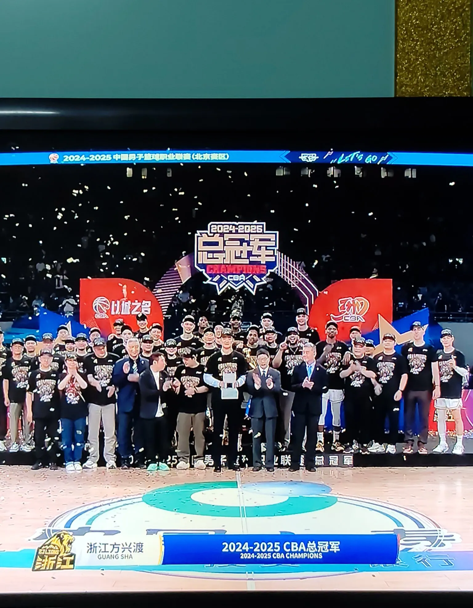 防御意识打开,球队展现出色团队配合,掀起CBA风暴的简单介绍 防御意识打开,球队展现出色团队配合,掀起CBA风暴的简单介绍