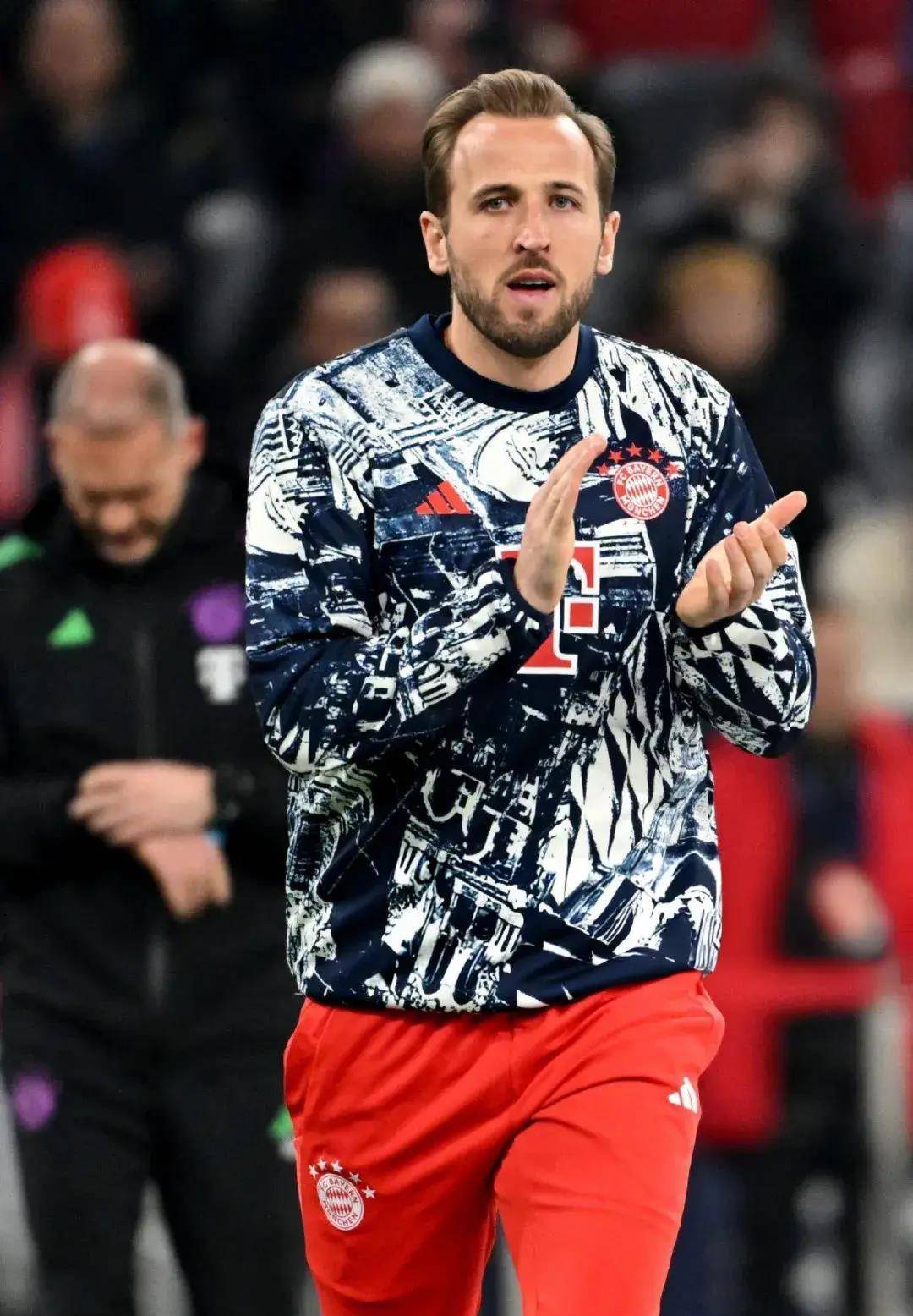 拜仁慕尼黑晋级欧冠半决赛,队内伤病堪忧的简单介绍 拜仁慕尼黑晋级欧冠半决赛,队内伤病堪忧的简单介绍