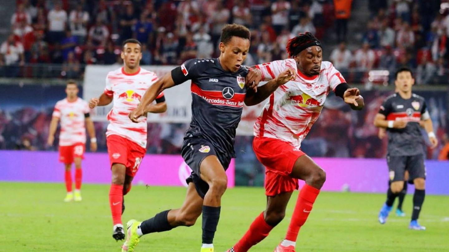 包含足球运动风靡全国,职业联赛成为焦点的词条 包含足球运动风靡全国,职业联赛成为焦点的词条