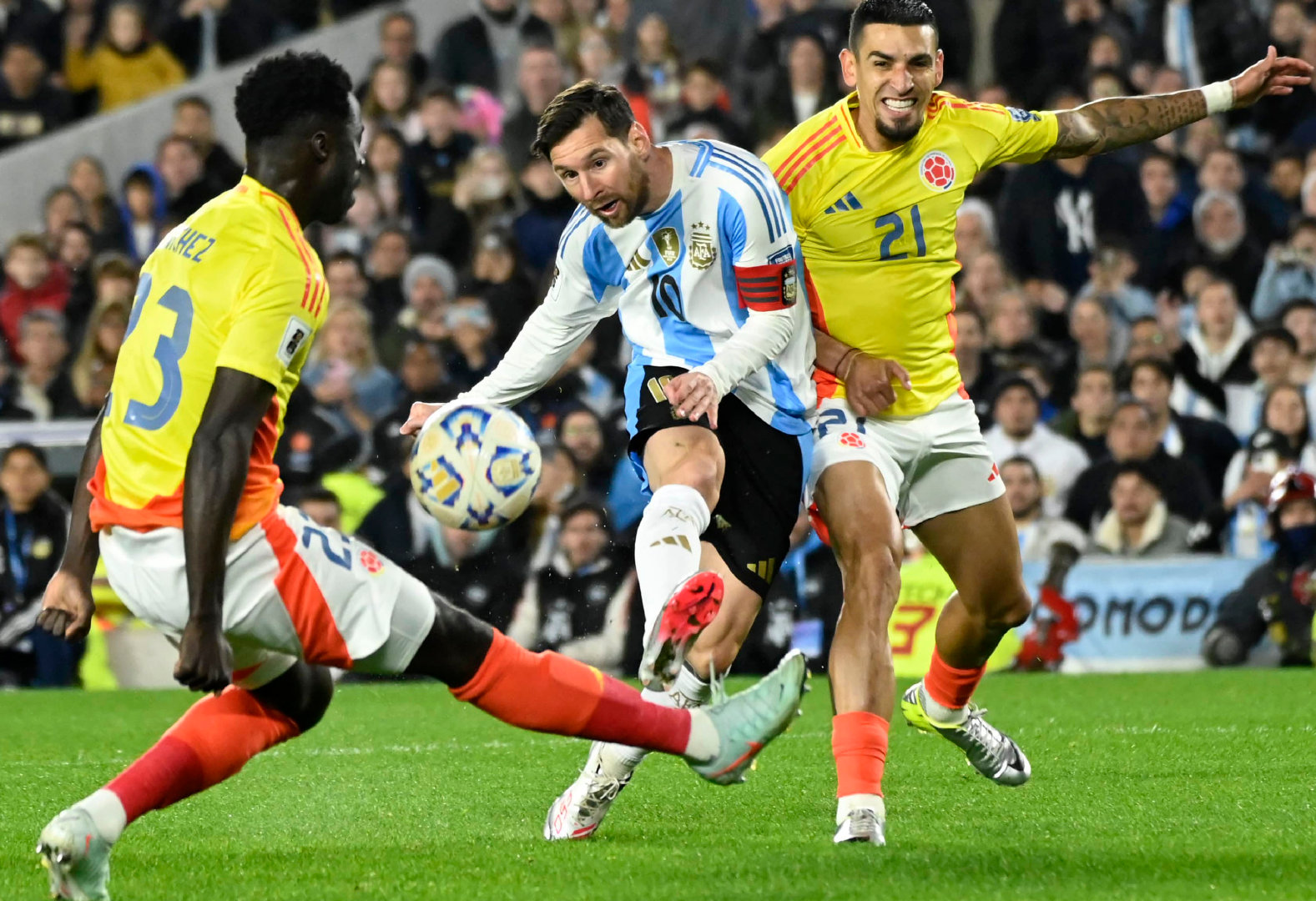 关于里尔客场逼平摩纳哥,保持不败纪录的信息 关于里尔客场逼平摩纳哥,保持不败纪录的信息