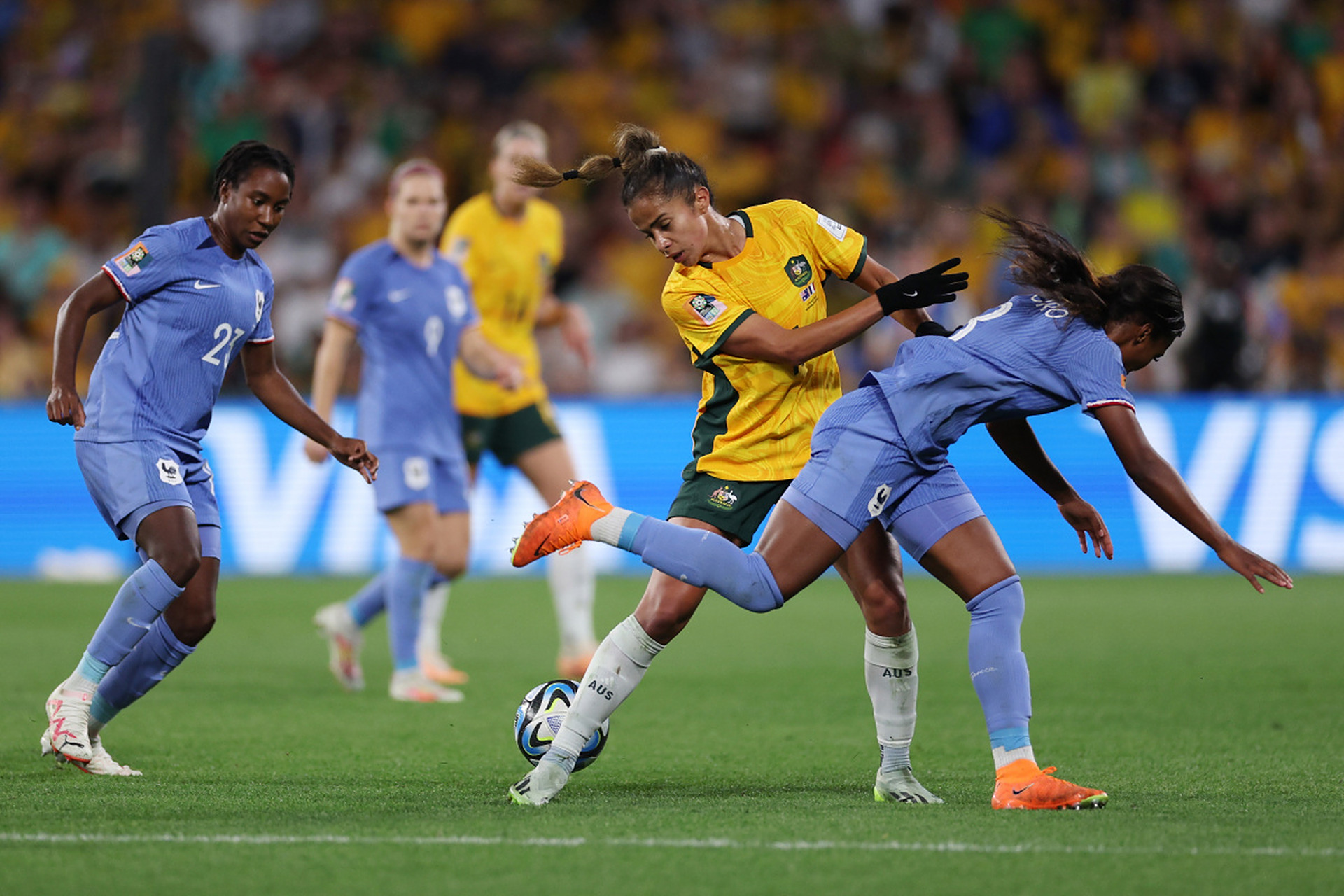 包含法国队捍卫荣誉,毫无悬念晋级欧洲杯的词条 包含法国队捍卫荣誉,毫无悬念晋级欧洲杯的词条