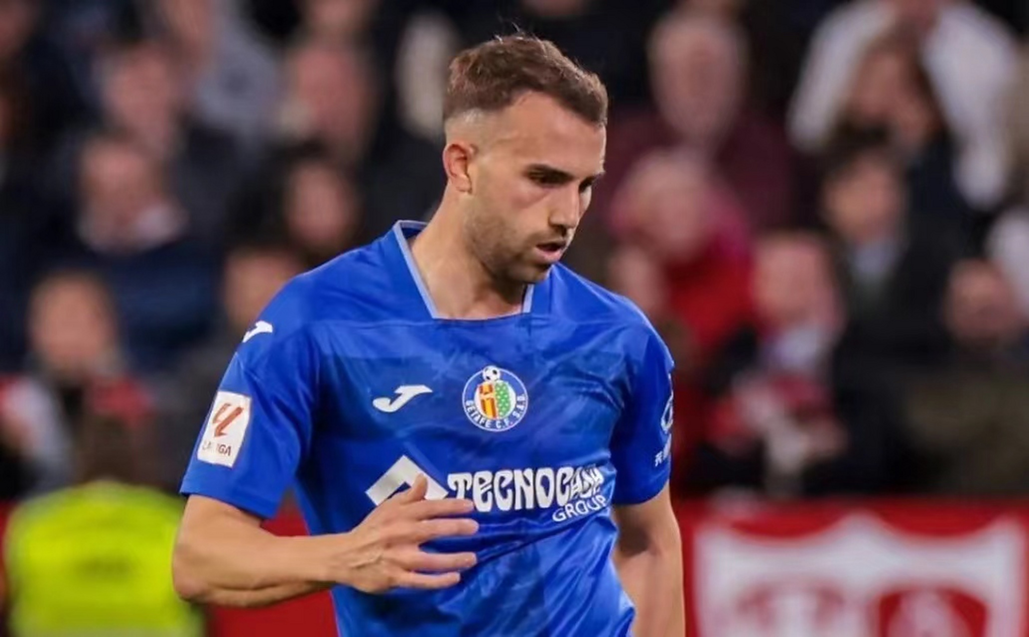 格拉纳达击败赫塔菲,取得胜利 格拉纳达击败赫塔菲,取得胜利