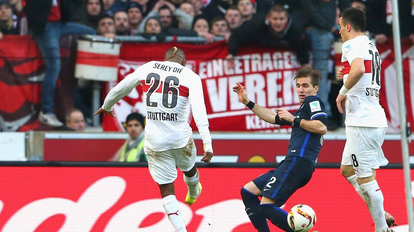 赫尔塔柏林主教练调整战术,球队露出新面貌 赫尔塔柏林主教练调整战术,球队露出新面貌