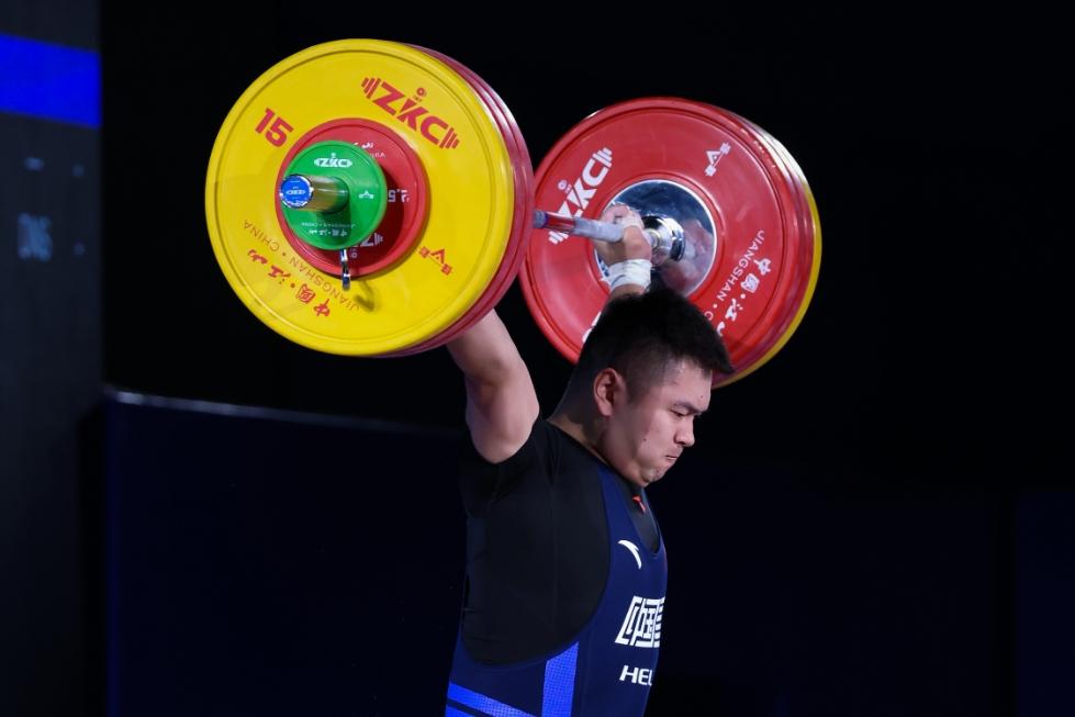 关于拼尽全力,举重名将获得宝贵银牌的信息 关于拼尽全力,举重名将获得宝贵银牌的信息