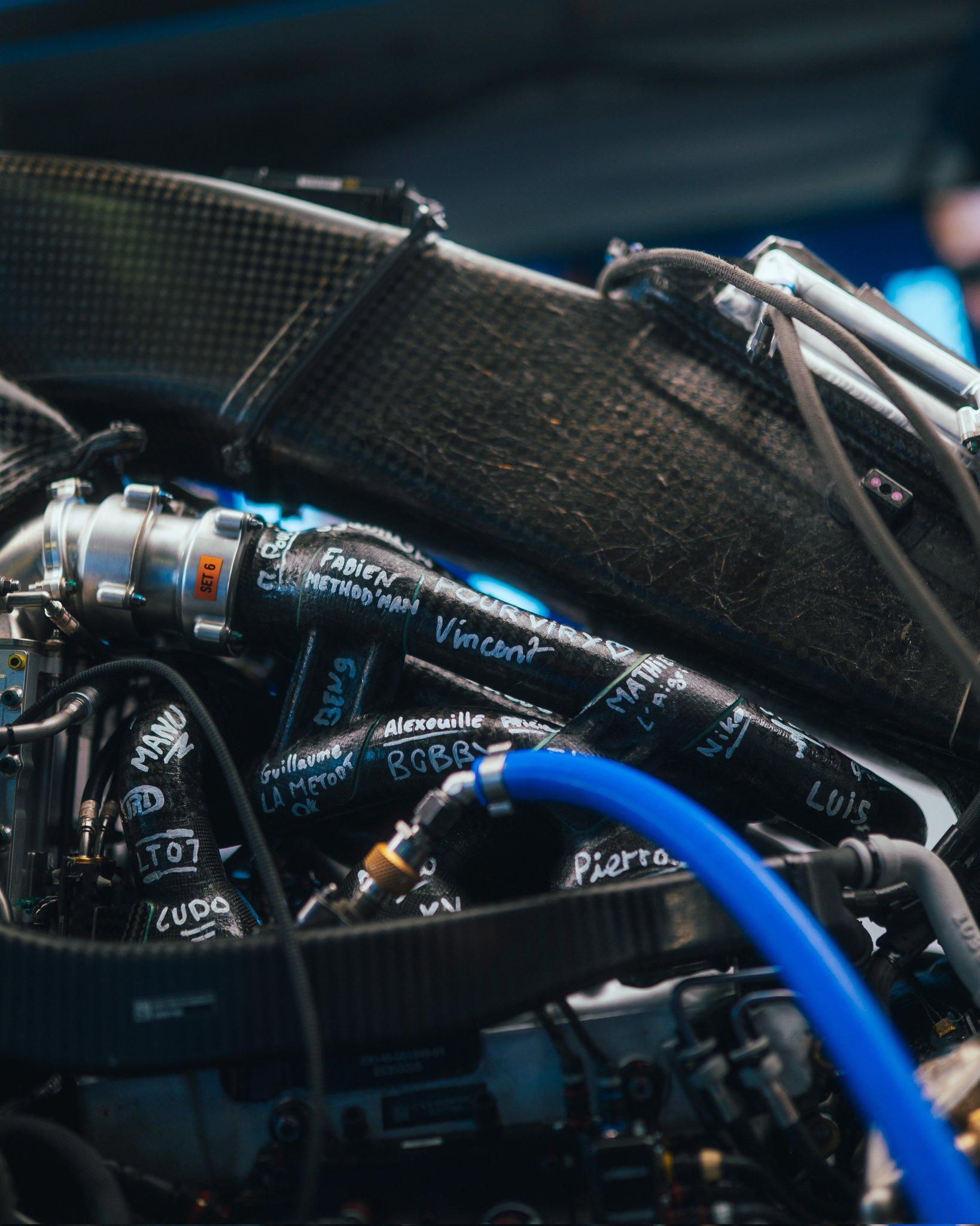 索伯车队鏖战雷诺车队，拉塞尔状态火热的简单介绍