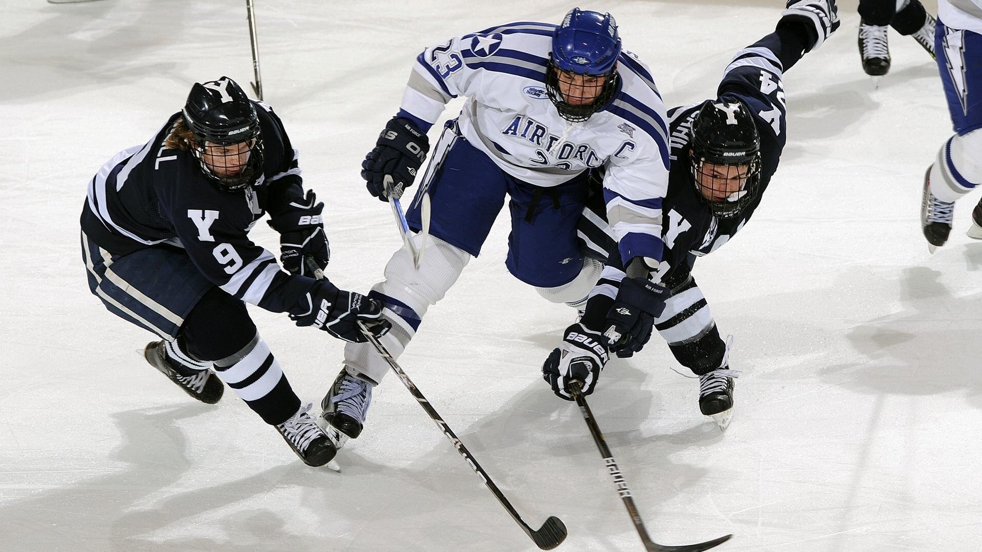 绿茵铁骑踏火海，步行者终结火箭22连胜，总决赛预演？